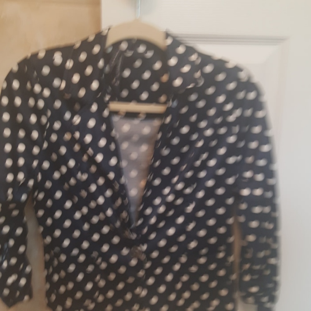 Blazer - Picture 2 of 4